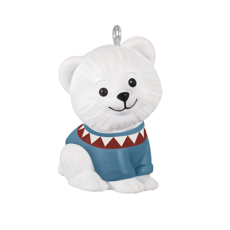 White-Bear-in-Sweater-Keepsake-Ornament_5QXM9286_01