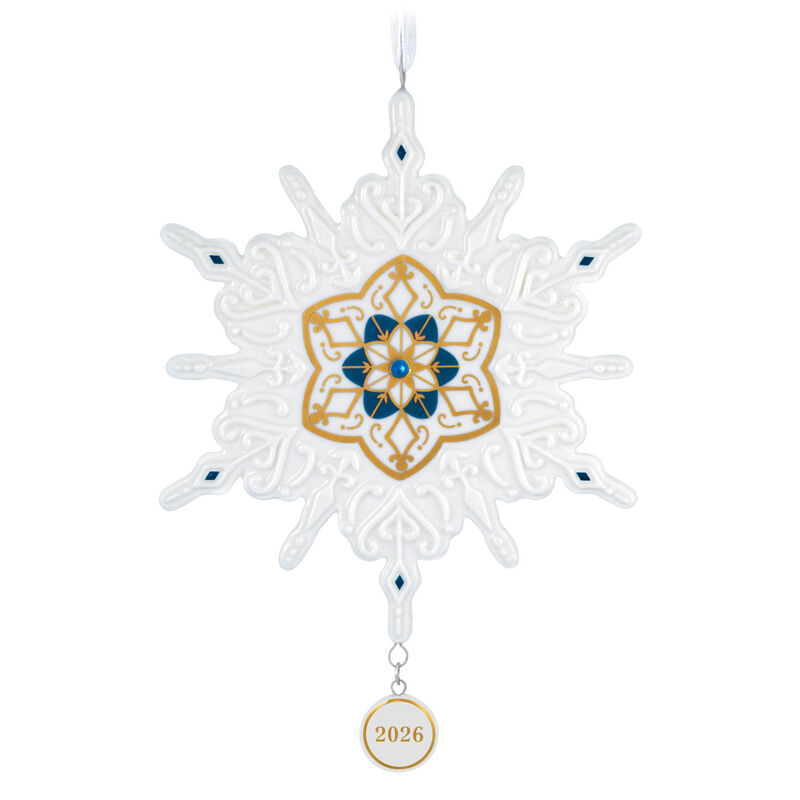 White-Snowflake-With-Blue-Gold-Keepsake-Ornament_5QGO2806_01